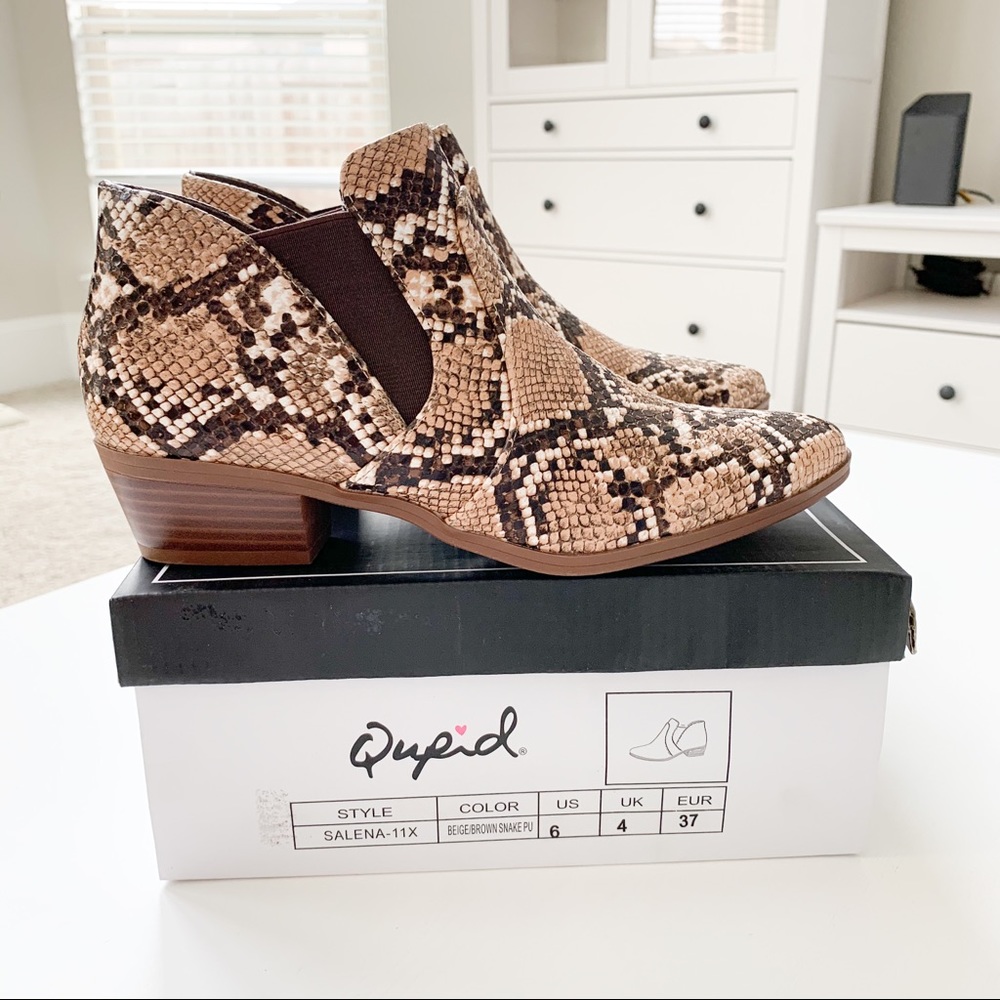 Qupid Brown Snake Print Short Boots - Picture 9 of 9